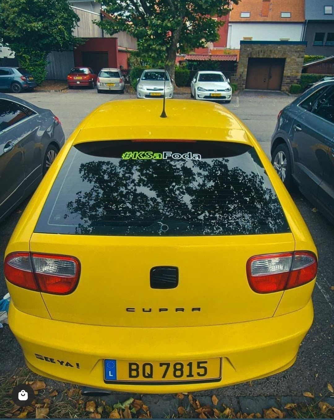 Aufkleber #KSaFoda Neon & Weiß ausgehöhlt