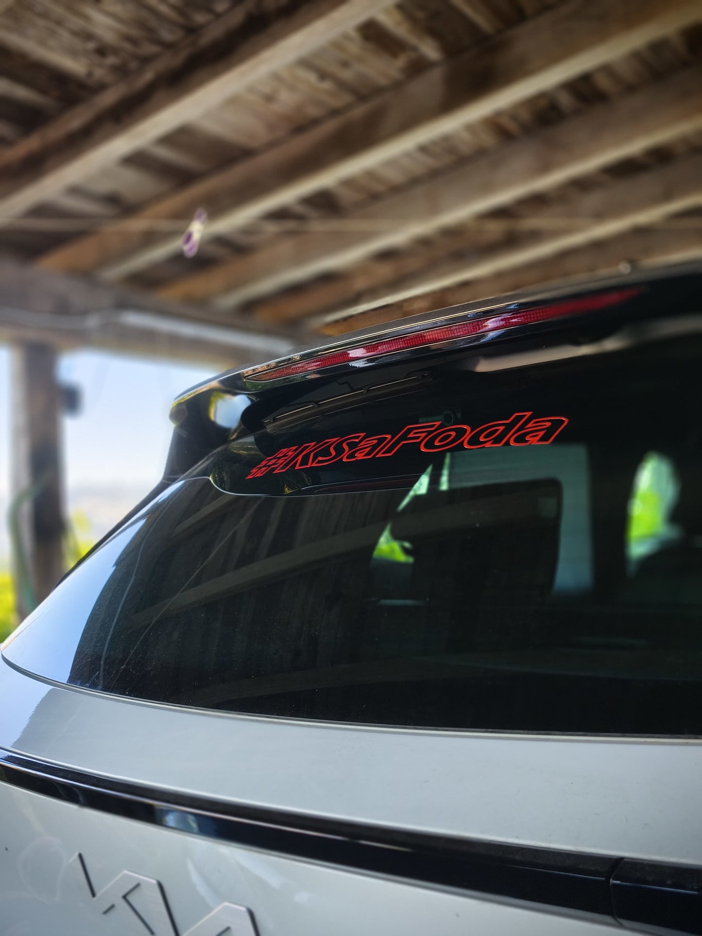 Sticker #KSaFoda Lumineux Rouge Creusé