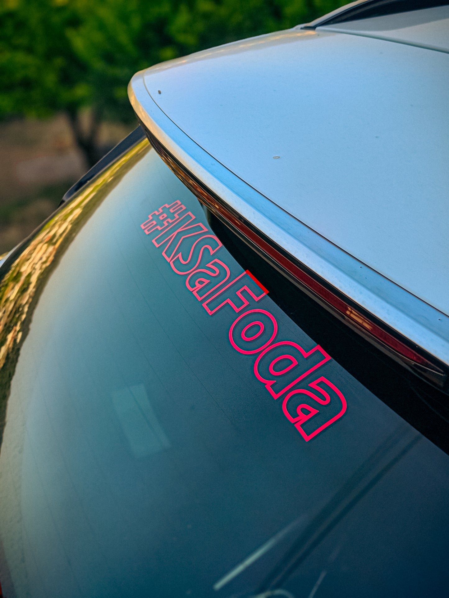 Sticker #KSaFoda Lumineux Rouge Creusé
